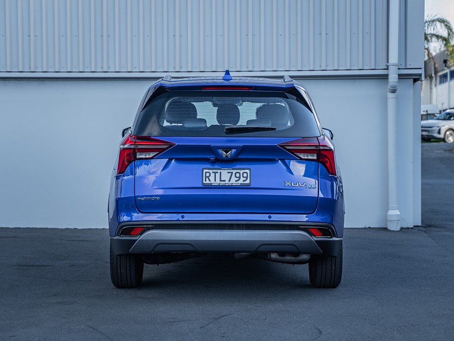 2026 Mahindra XUV700 4