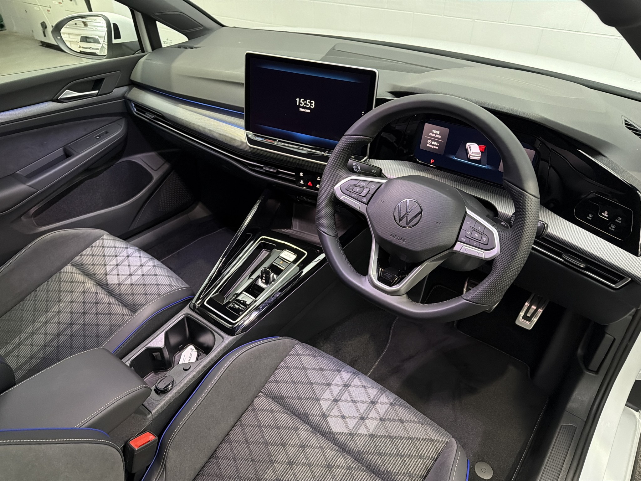 Volkswagen Golf 8.5 R-LINE