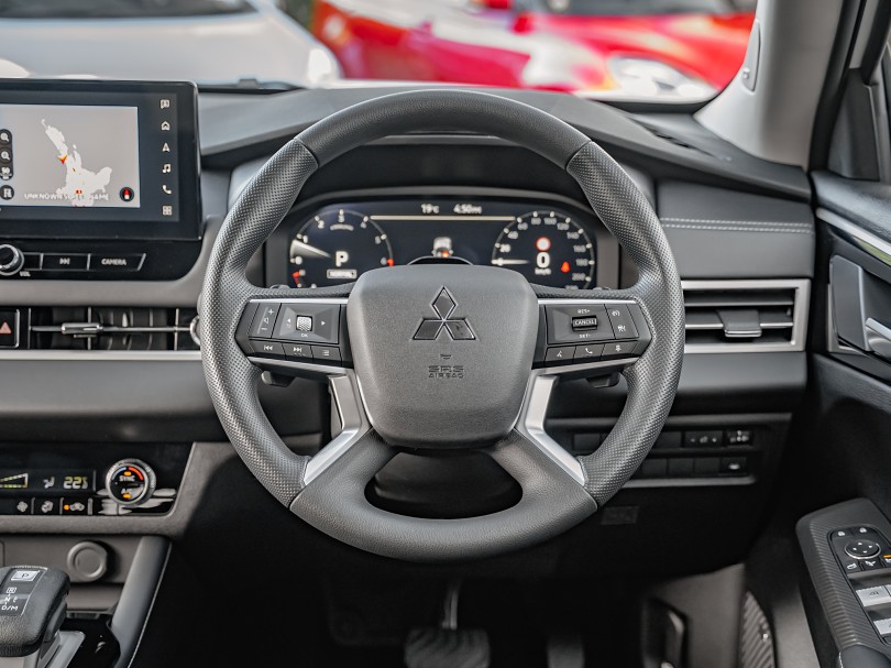 2026 Mitsubishi Outlander 11