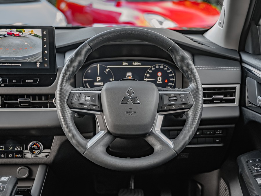 2026 Mitsubishi Outlander 11