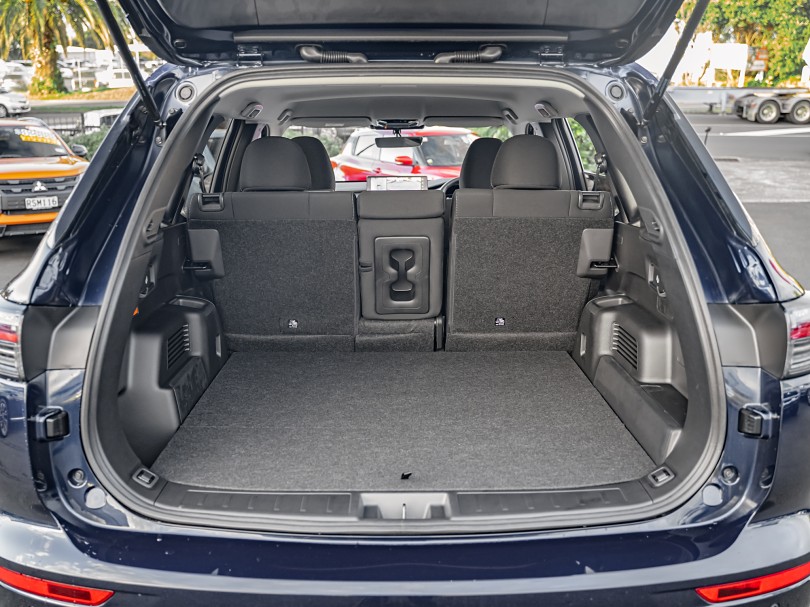 2026 Mitsubishi Outlander 18
