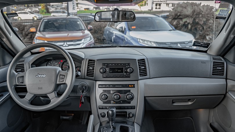 2005 Chrysler Jeep 10