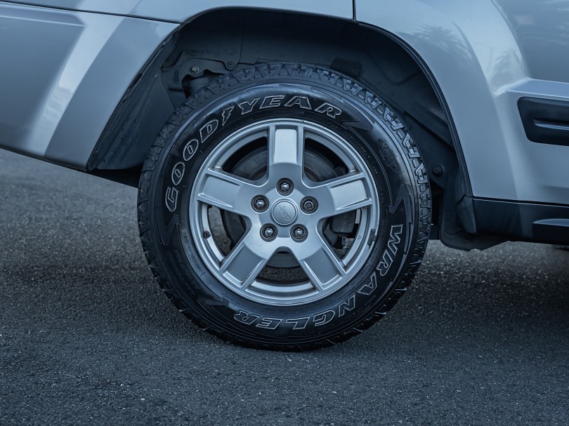 2005 Chrysler Jeep 6
