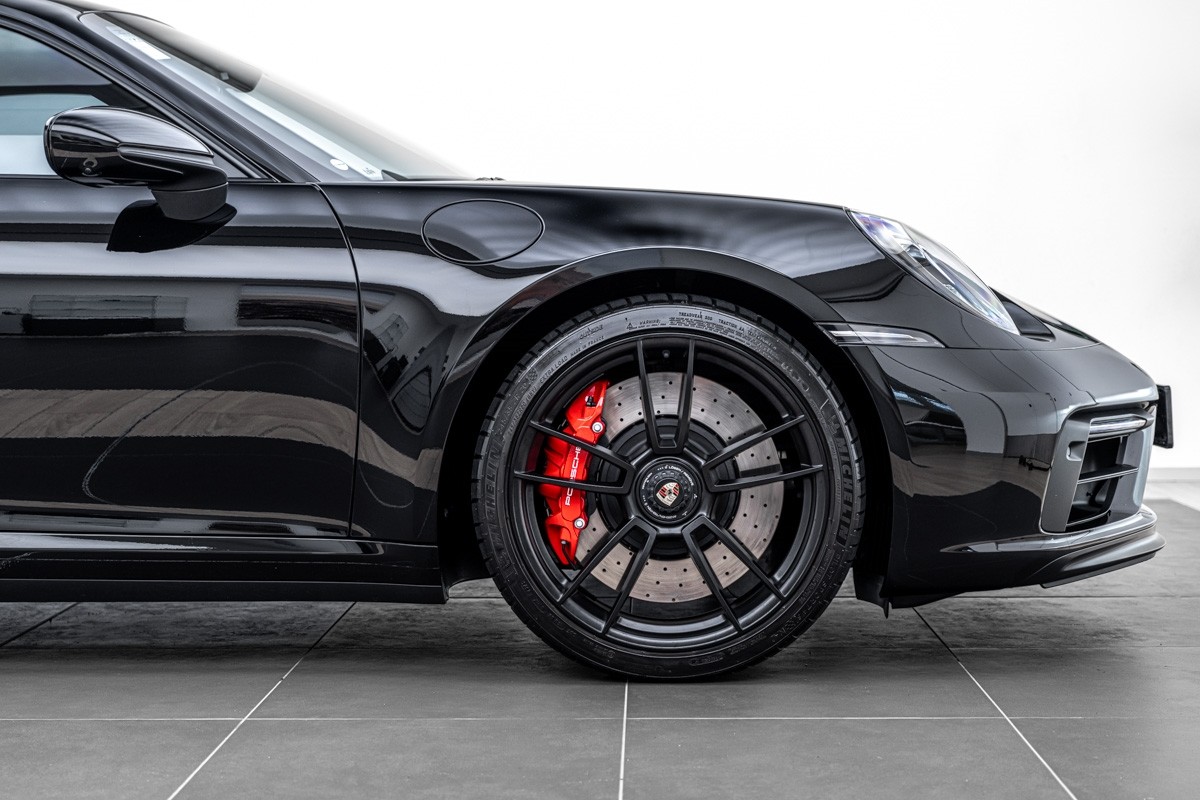 Porsche 911 Carrera GTS Coupe (992)