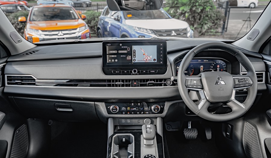 2026 Mitsubishi Outlander 10
