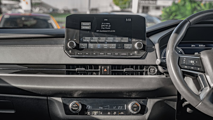 2022 Mitsubishi Outlander 15