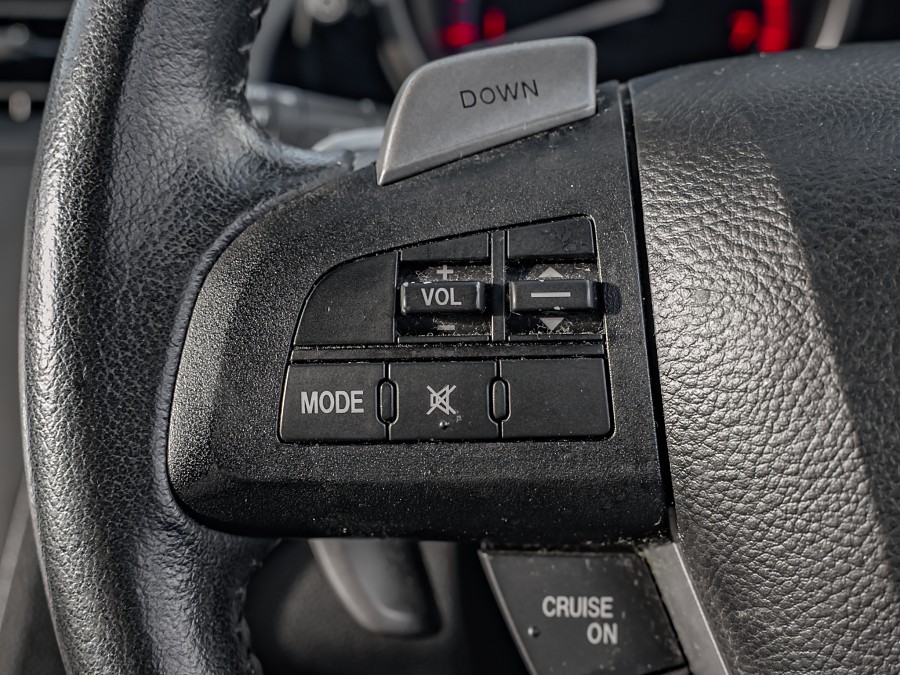 2010 Mazda 3 13