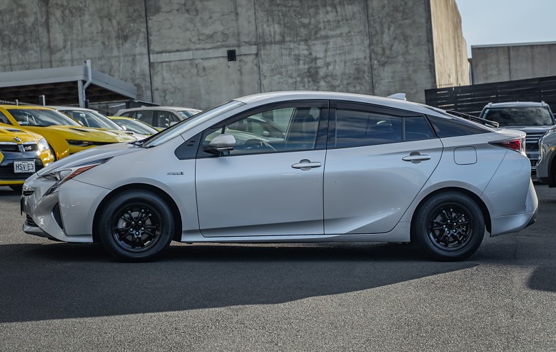 2016 Toyota Prius 5