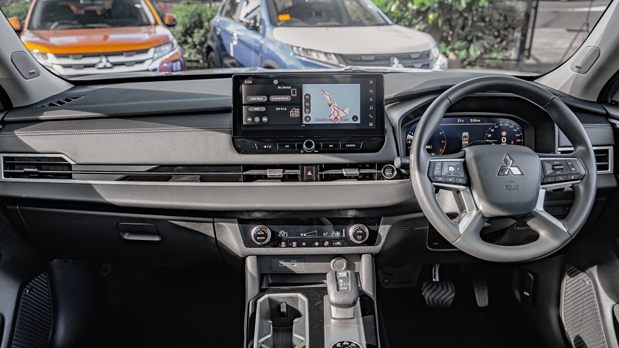 2026 Mitsubishi Outlander 10
