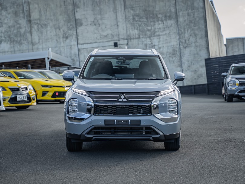 2026 Mitsubishi Outlander 3
