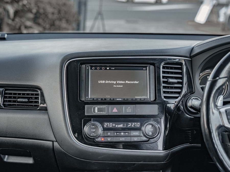 2016 Mitsubishi Outlander 15