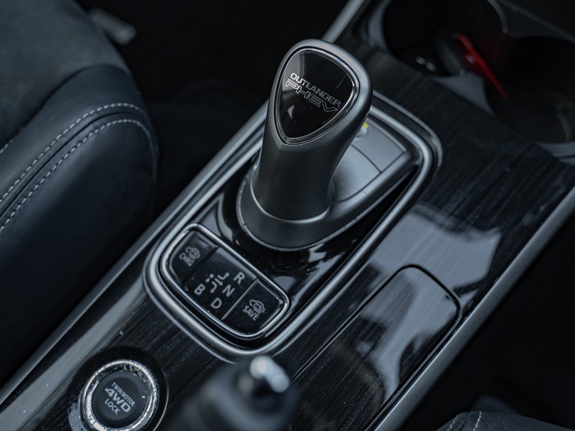 2016 Mitsubishi Outlander 16