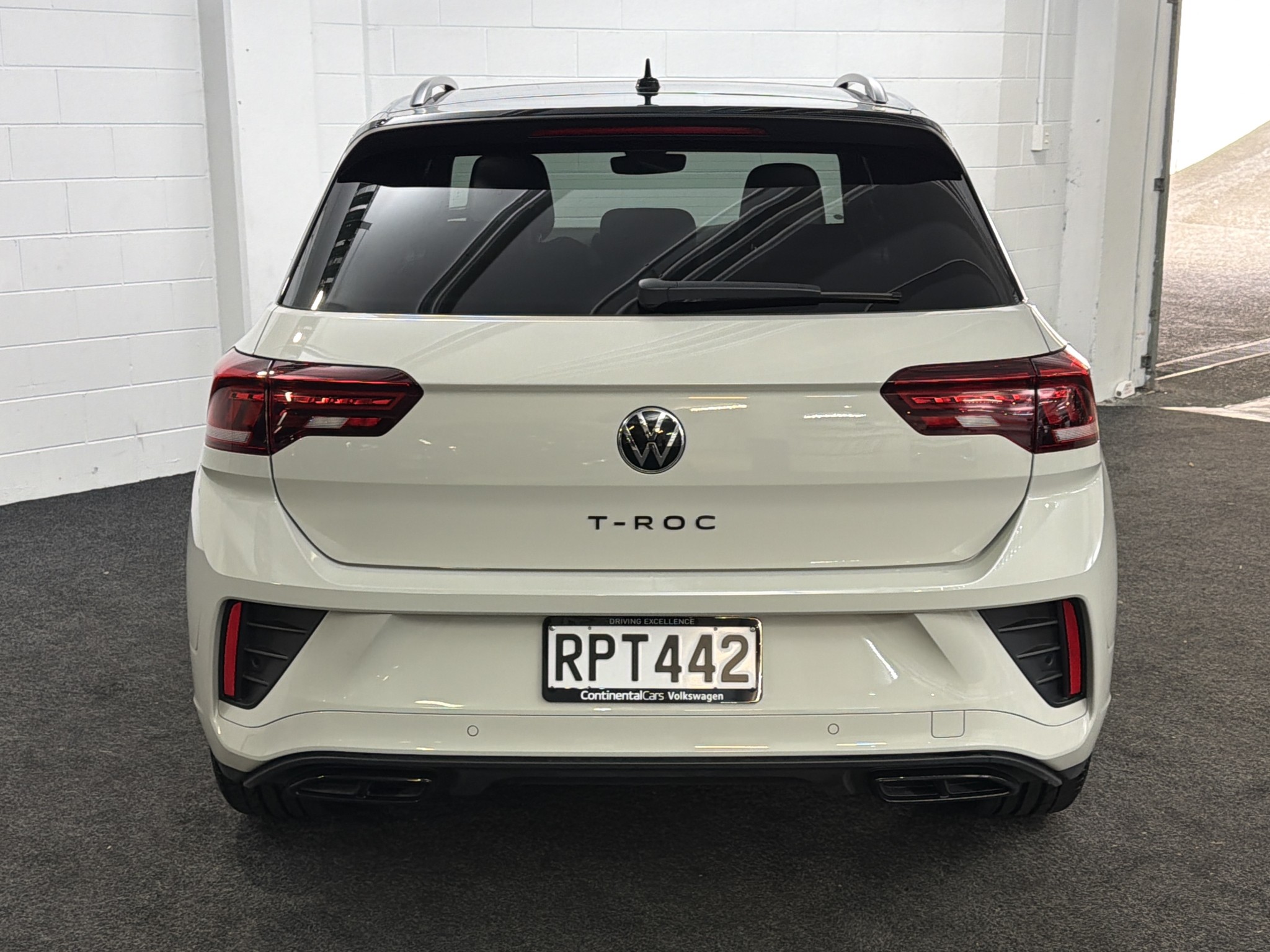 Volkswagen T-Roc 2WD R-LINE