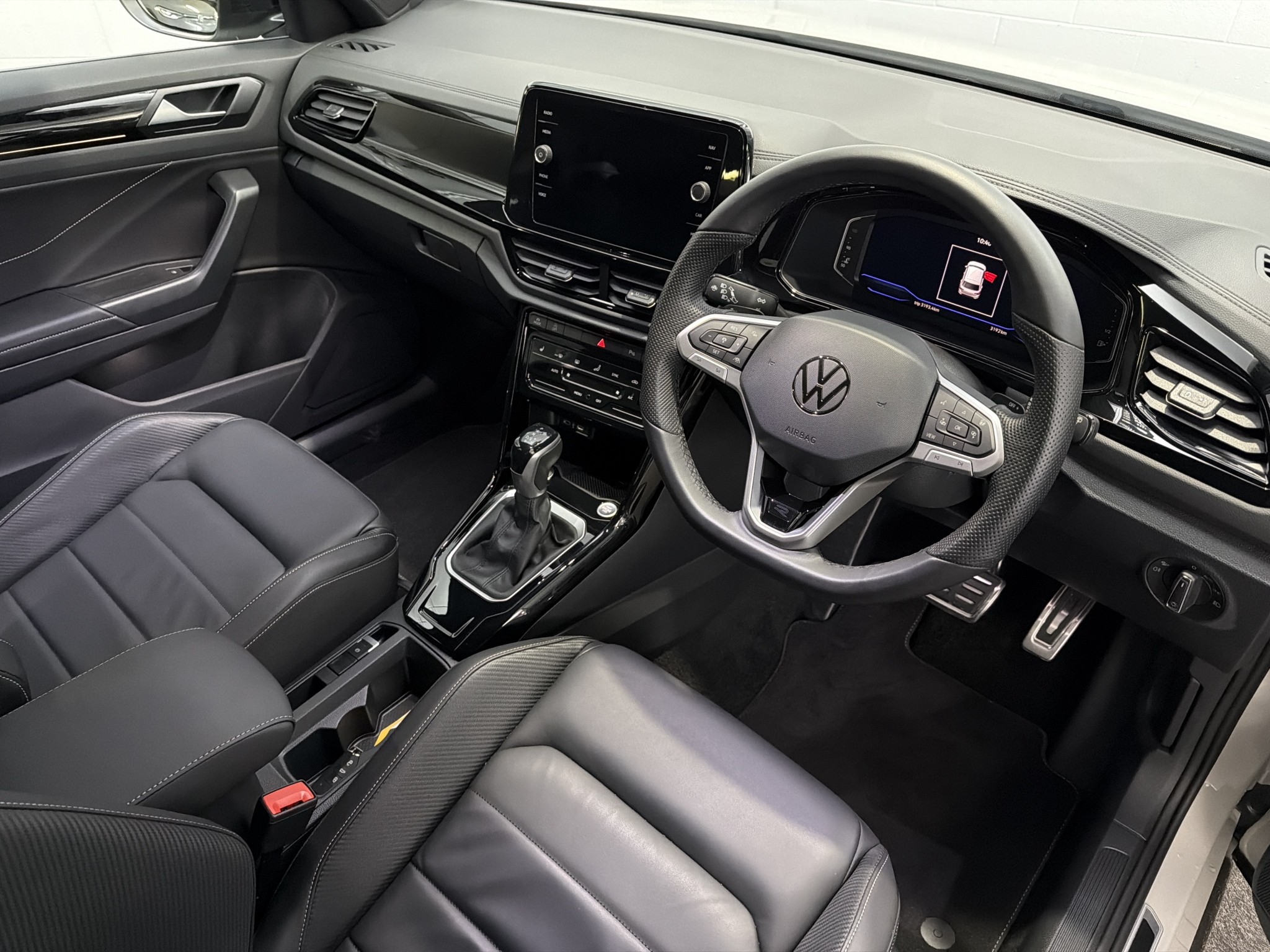 Volkswagen T-Roc 2WD R-LINE