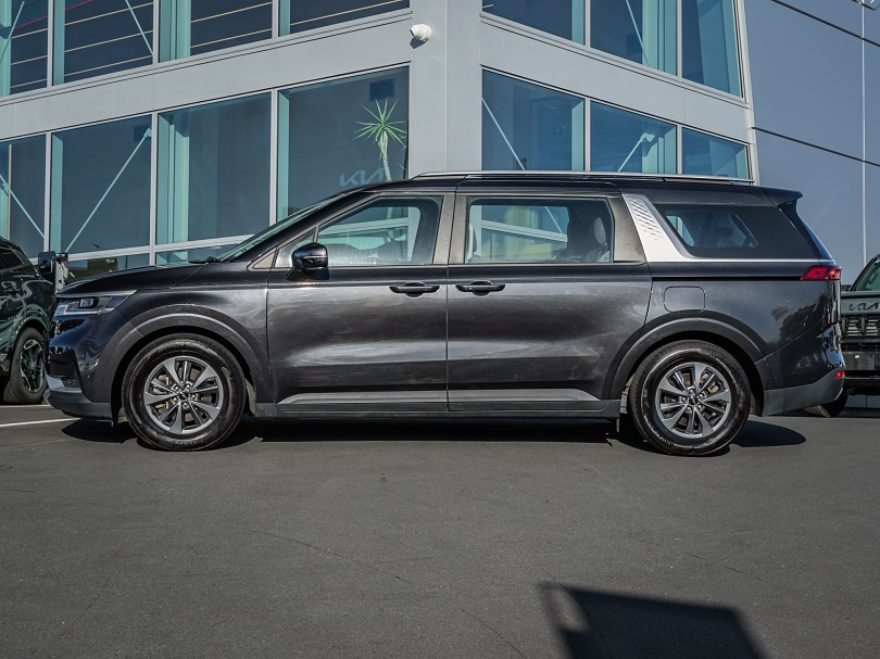 2023 Kia Carnival 5