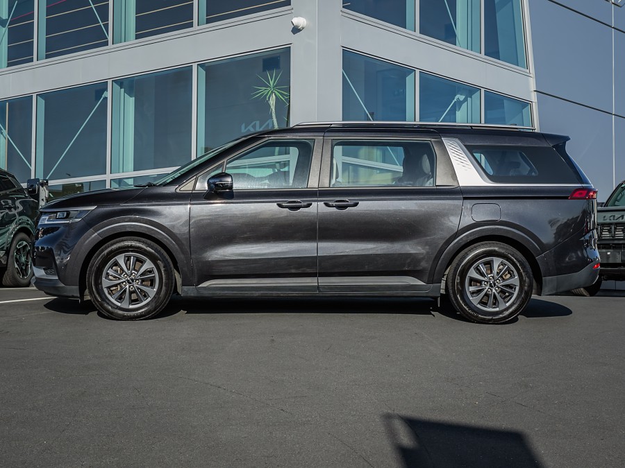 2023 Kia Carnival 5