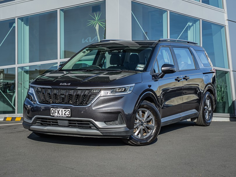 2023 Kia Carnival 1