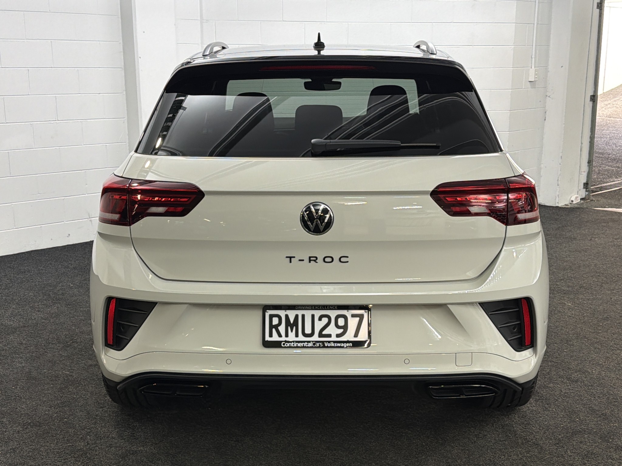 Volkswagen T-Roc 2WD R-LINE