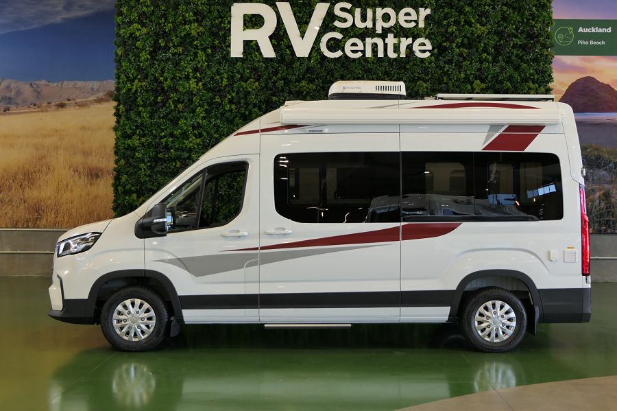 2026 Maxus RV Traveler 9 | RV Super Centre