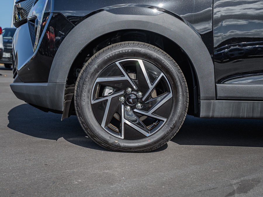 2026 Mahindra XUV3XO 6