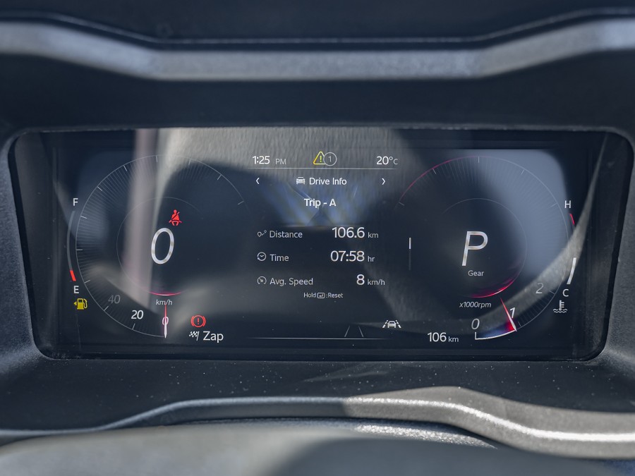 2026 Mahindra XUV3XO 12