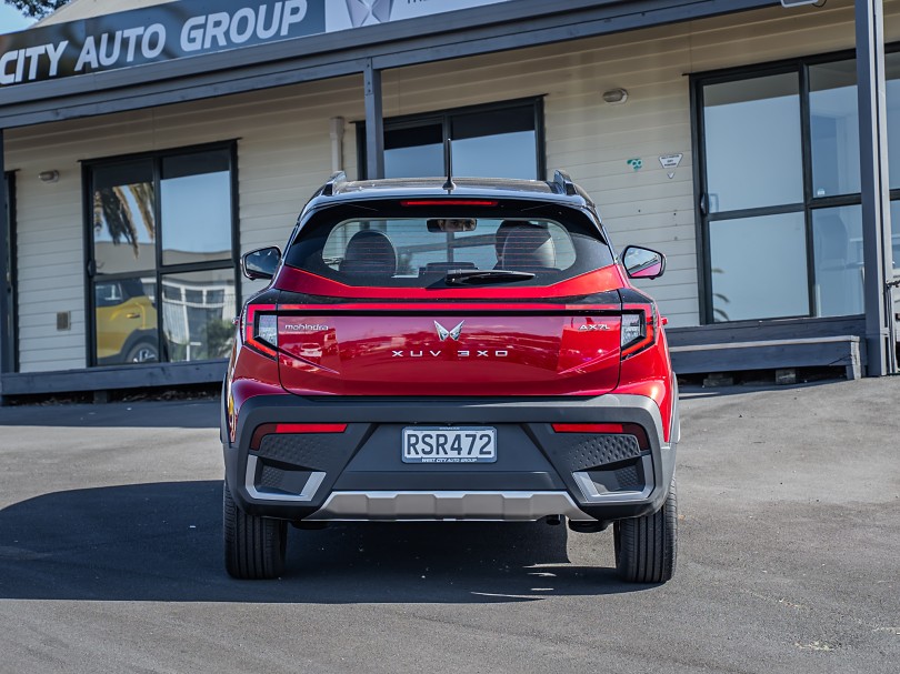 2026 Mahindra XUV3XO 4
