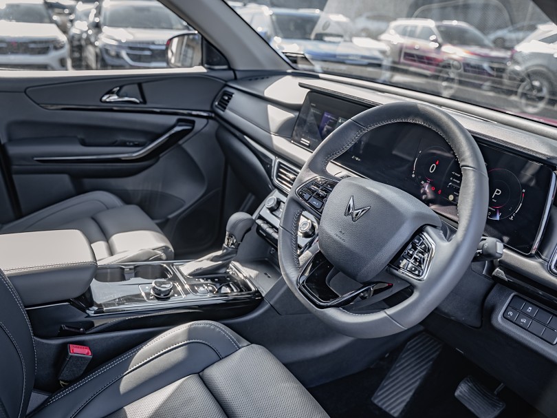 2026 Mahindra XUV700 9