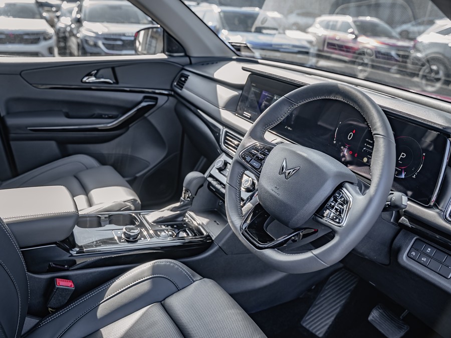2026 Mahindra XUV700 9