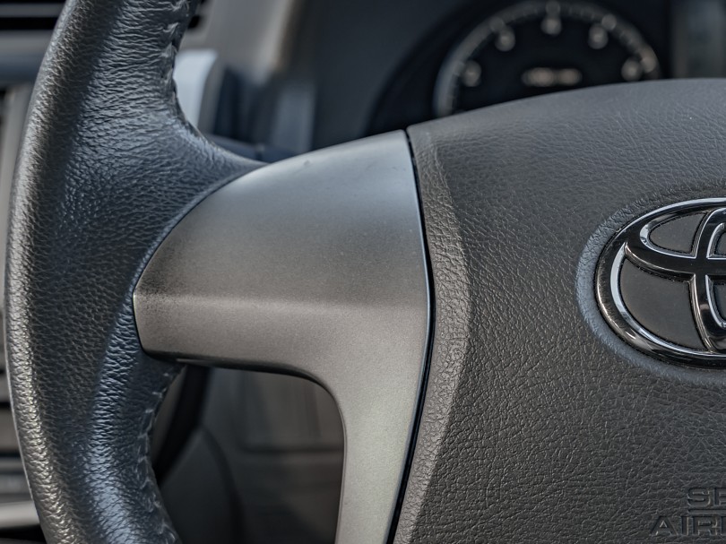 2011 Toyota Premio 13