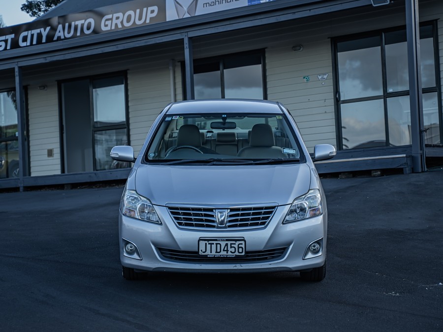 2011 Toyota Premio 3