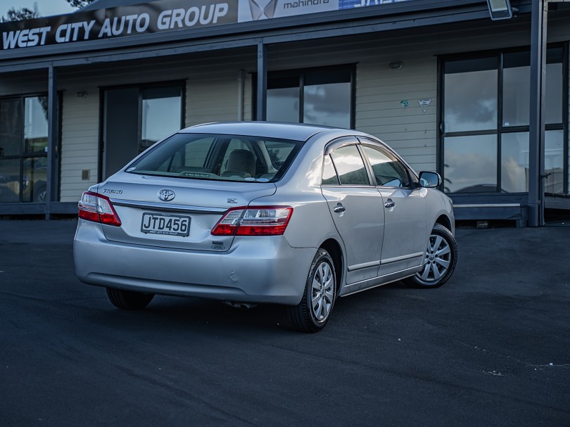 2011 Toyota Premio 2