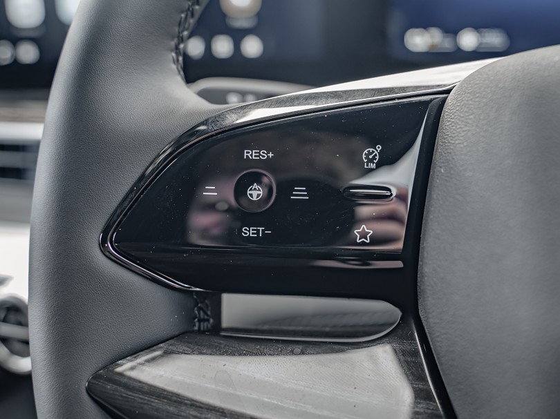 2026 OMODA 9 13