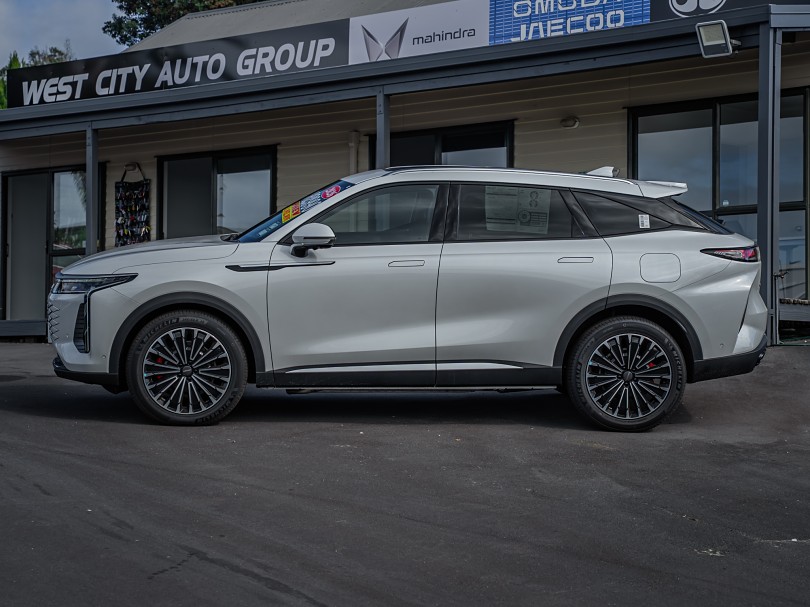 2026 OMODA 9 5