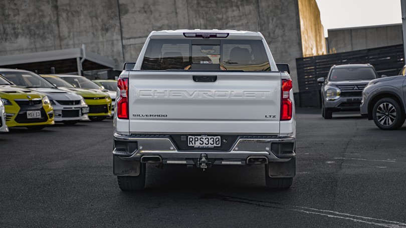 2023 Chevrolet Silverado 4