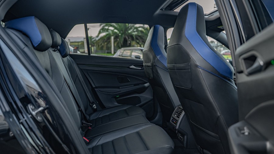2022 Volkswagen Golf 17