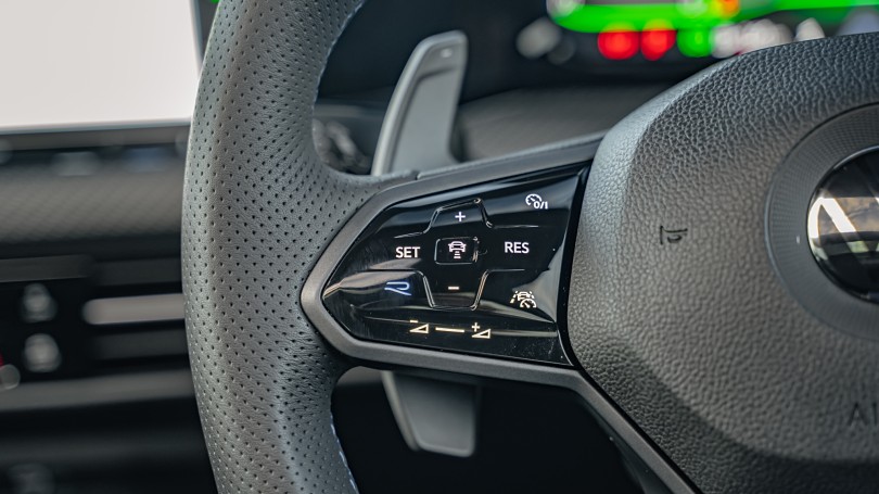 2022 Volkswagen Golf 12