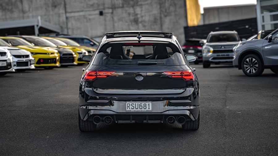 2022 Volkswagen Golf 4