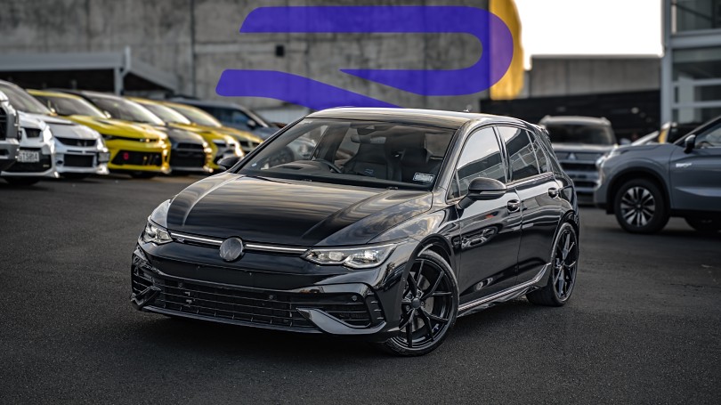 2022 Volkswagen Golf 1