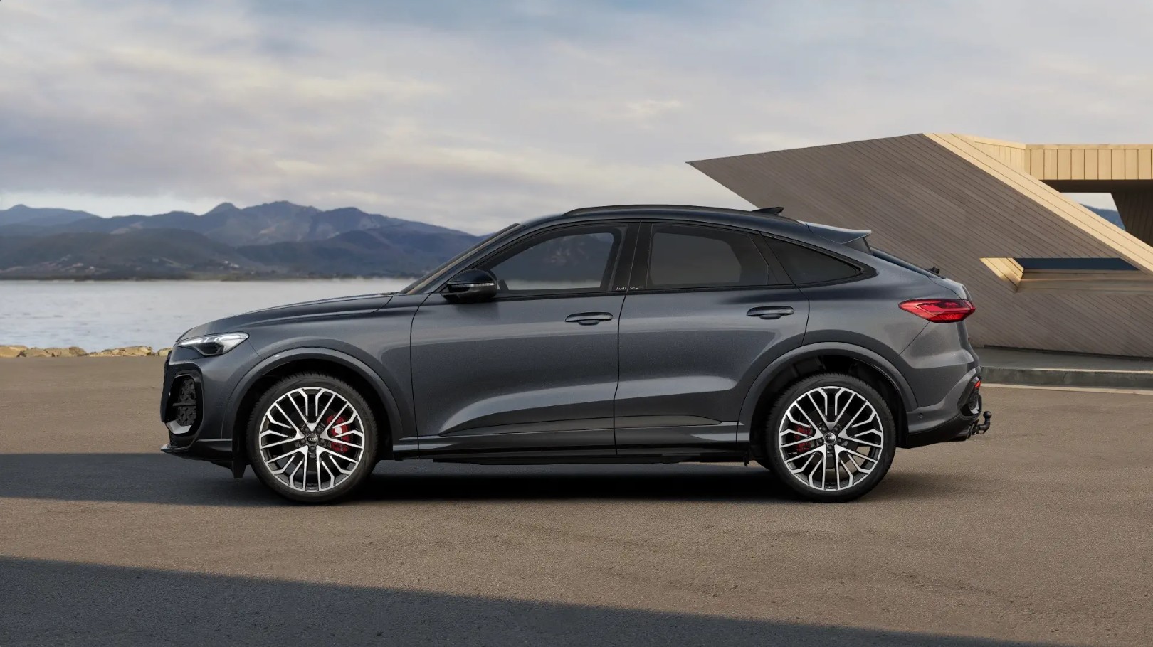 Audi SQ5 SPORTBACK TFSI