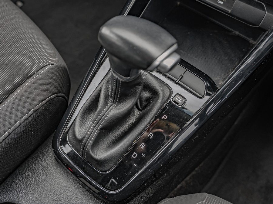 2017 Kia Rio 16