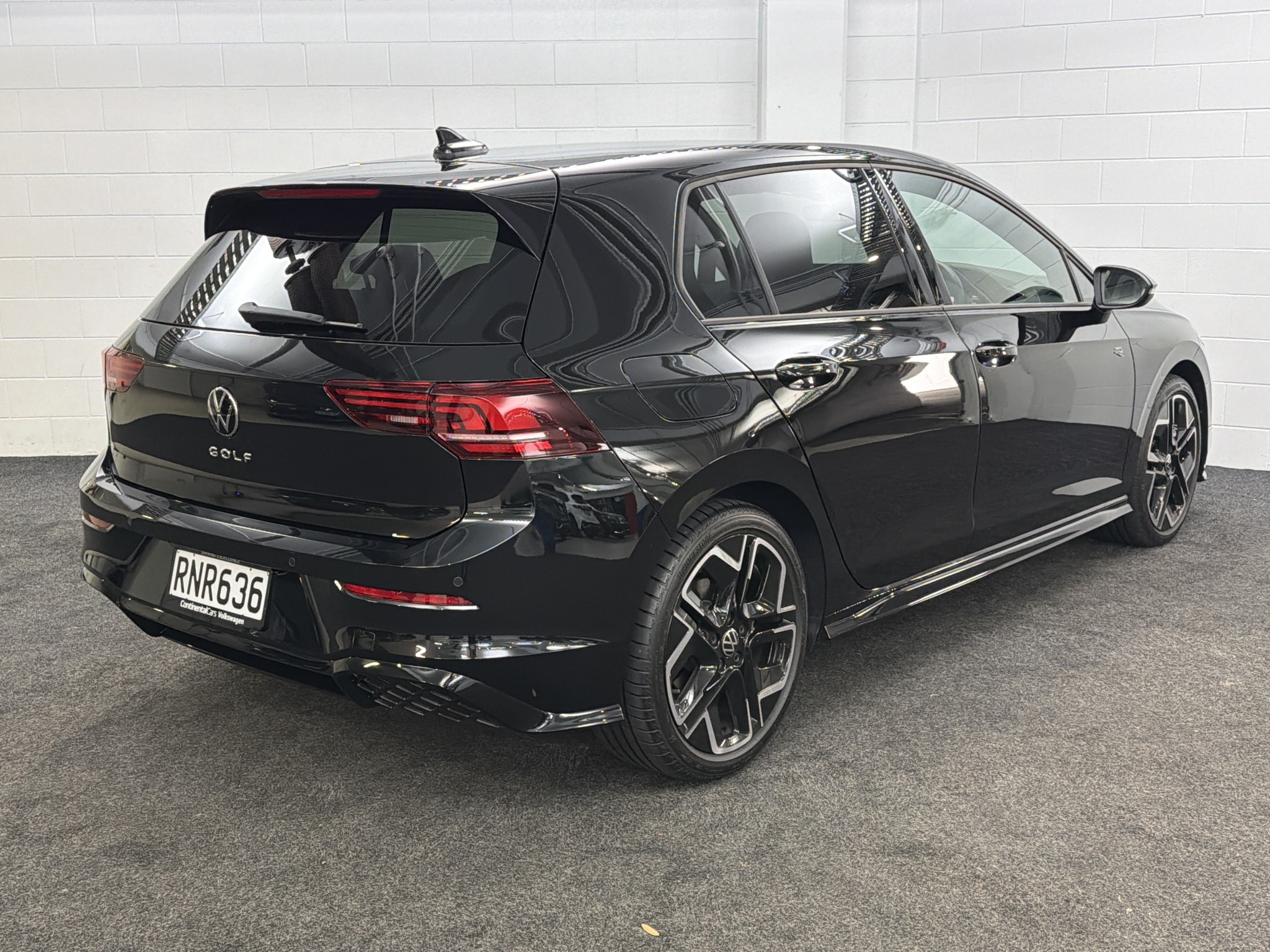 Volkswagen Golf 8.5 R-LINE