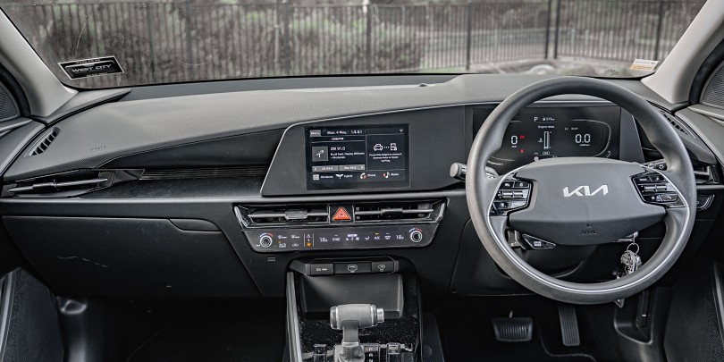 2023 Kia Niro 10