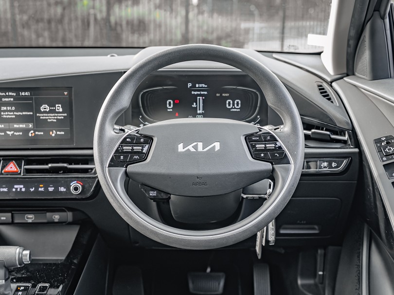 2023 Kia Niro 11