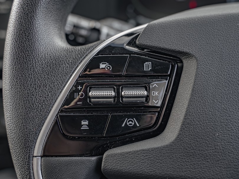 2023 Kia Niro 13