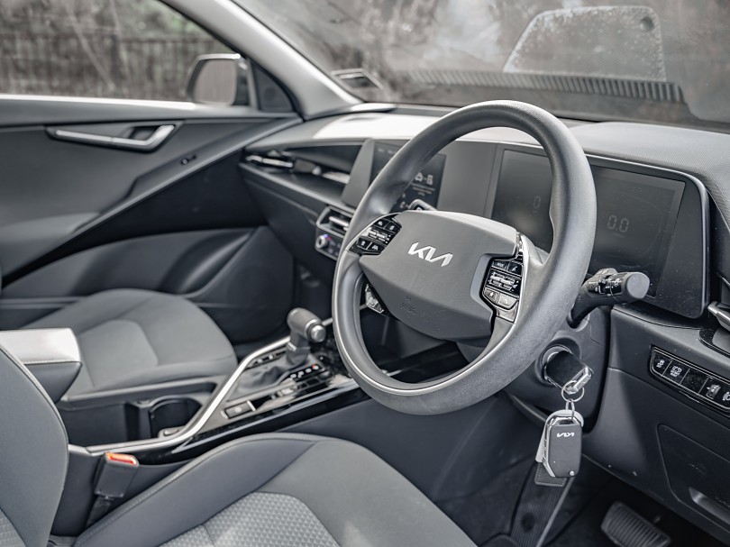 2023 Kia Niro 9