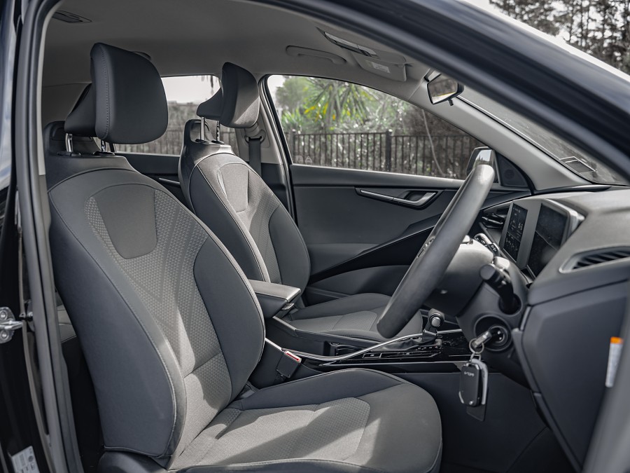 2023 Kia Niro 8