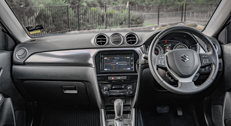 2023 Suzuki Vitara 10