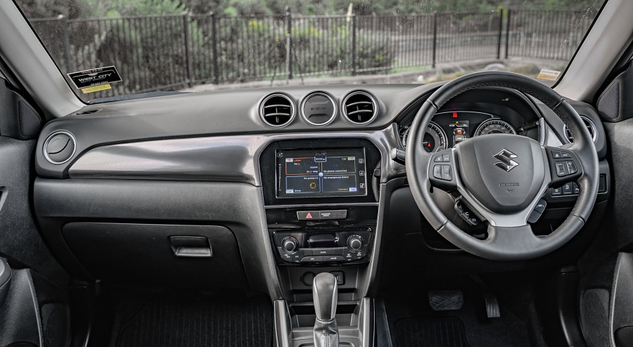 2023 Suzuki Vitara 10