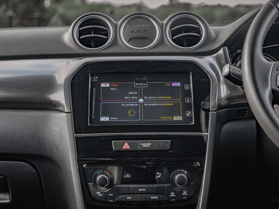 2023 Suzuki Vitara 15