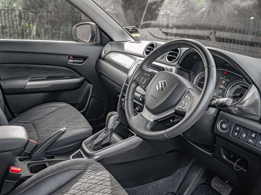 2023 Suzuki Vitara 9